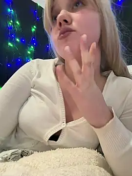 Snapshot of Scarlett_Shadow chatting on 01.13.26 Scarlett Shadow online show from 01.13.26