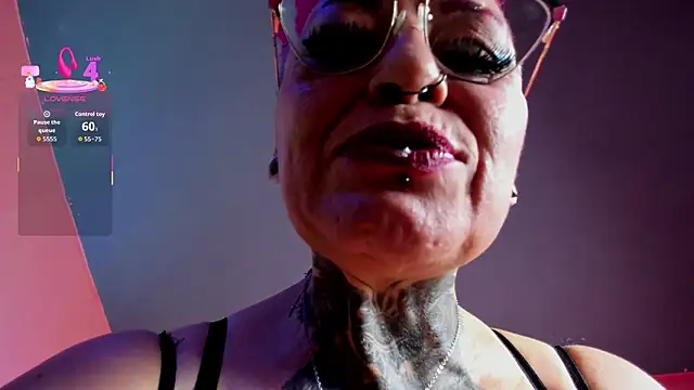 Snapshot of MATURE_HARDCORE chatting on 02.24.26 MATURE HARDCORE online show from 02.24.26