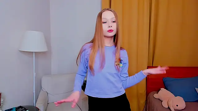 Snapshot of AdalineSheetz chatting on 11.22.25 AdalineSheetz online show from 11.22.25