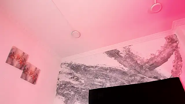 lilithDraven  online show from 02.15.26