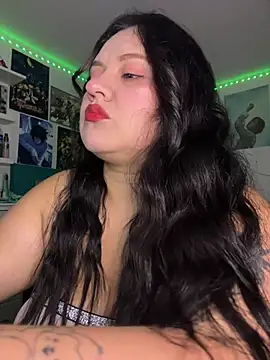Snapshot of Just_danna chatting on 05.25.26 Just danna online show from 05.25.26