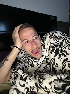 Lucasjandre online show from 04.02.26