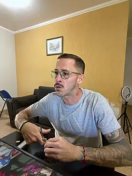 Lucasjandre online show from 06.05.26