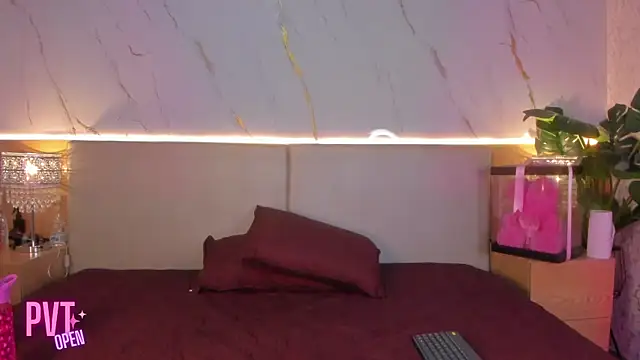 april grey11 online show from 02.04.26