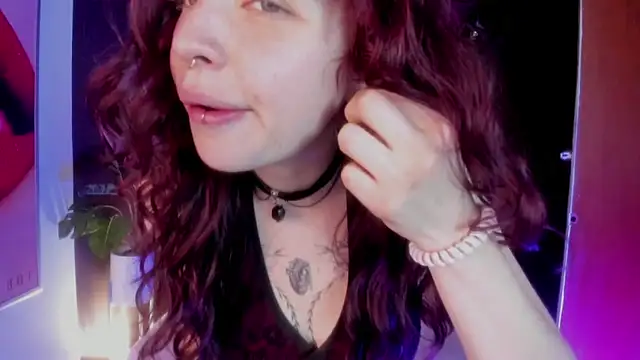 Snapshot of Velvet_Dreamss chatting on 02.27.26 Velvet Dreamss online show from 02.27.26