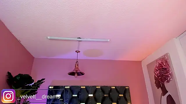 Velvet Dreamss online show from 06.03.26