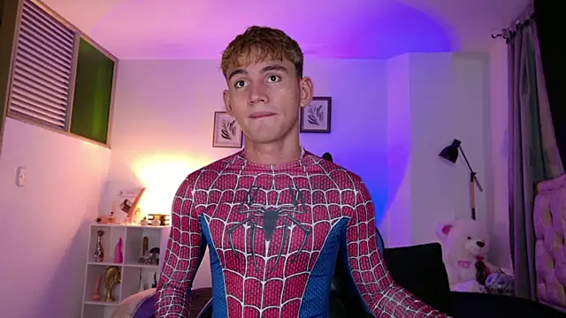 Snapshot of estebanperez_26 chatting on 02.18.26 estebanperez 26 online show from 02.18.26