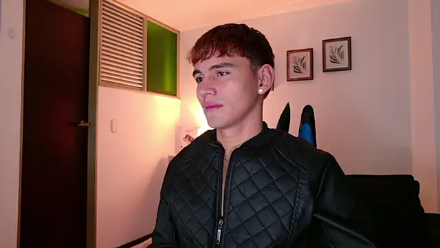 Snapshot of estebanperez_26 chatting on 03.11.26 estebanperez 26 online show from 03.11.26