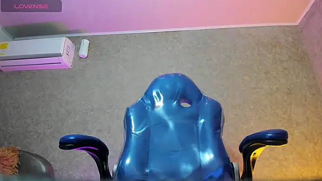 Snapshot of mike_aly chatting on 03.24.26 mike aly online show from 03.24.26