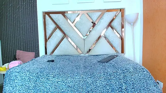 Snapshot of Antonella_And_Thiago chatting on 11.29.25 Antonella And Thiago online show from 11.29.25