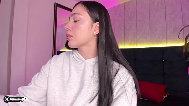 Snapshot of marysofff chatting on 12.14.25 marysofff online show from 12.14.25