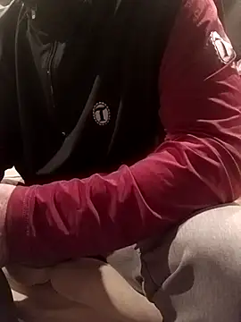 Snapshot of kam580 chatting on 11.30.25 kam580 online show from 11.30.25