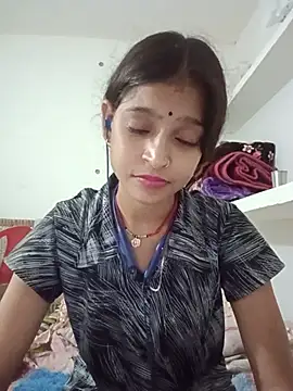 Mohnicute online show from 05.16.26