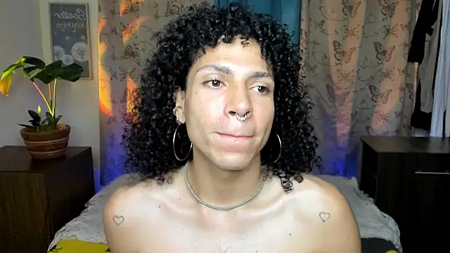 Snapshot of Angel_White25 chatting on 02.07.26 Angel White25 online show from 02.07.26