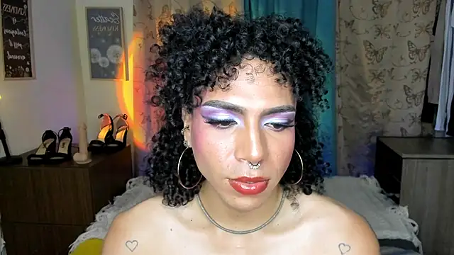 Snapshot of Angel_White25 chatting on 03.11.26 Angel White25 online show from 03.11.26