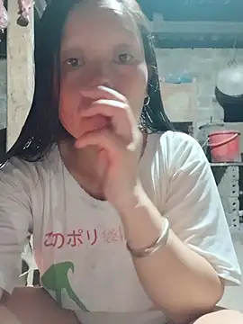 girl-hot2x online show from 06.25.26