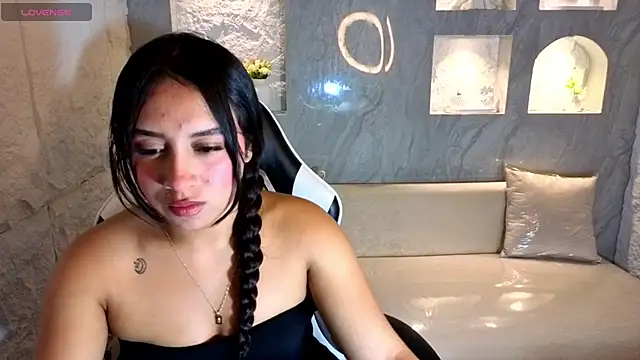 Snapshot of Juliana_Tx chatting on 01.10.26 Juliana Tx online show from 01.10.26