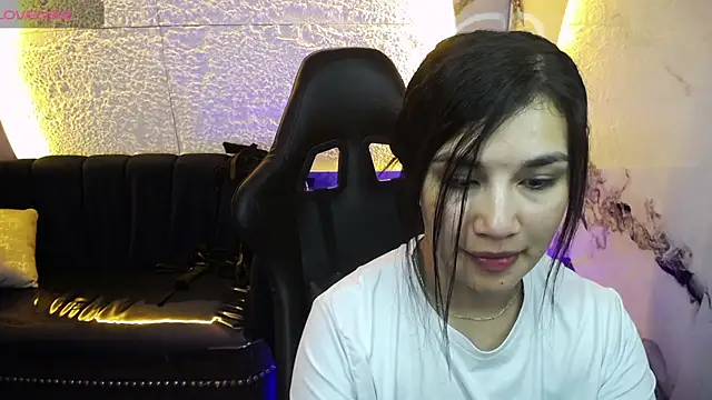 Snapshot of Violetta_jhonson_a chatting on 06.25.26 Violetta jhonson a online show from 06.25.26