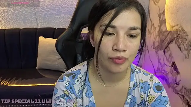 Snapshot of Violetta_jhonson_a chatting on 06.27.26 Violetta jhonson a online show from 06.27.26