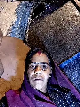 Snapshot of Neetujk chatting on 12.16.25 Neetujk online show from 12.16.25