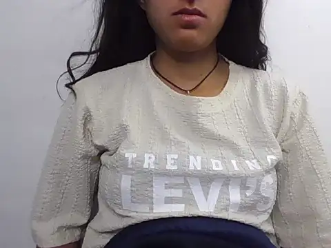 Anika Singh online show from 01.11.26