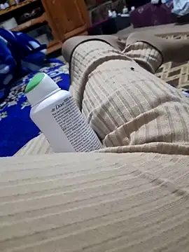 Snapshot of Tota_sexi chatting on 02.14.26 Tota sexi online show from 02.14.26