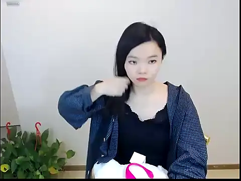 Snapshot of Shaurk chatting on 02.06.26 Shaurk online show from 02.06.26