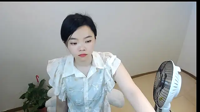 Snapshot of Shaurk chatting on 03.02.26 Shaurk online show from 03.02.26