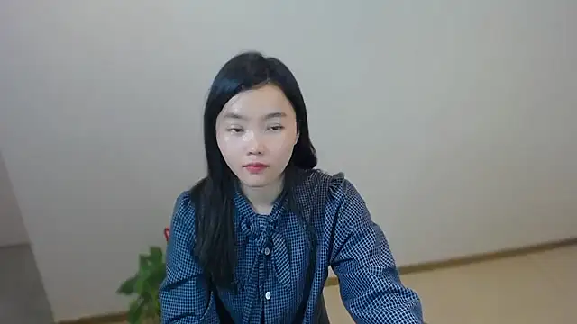 Snapshot of Shaurk chatting on 03.04.26 Shaurk online show from 03.04.26