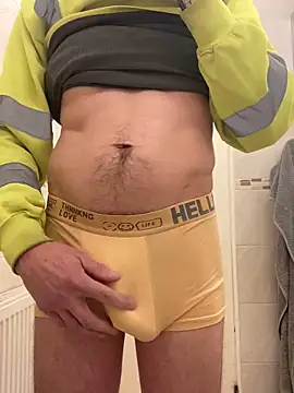 Snapshot of funguy19782 chatting on 12.04.25 funguy19782 online show from 12.04.25