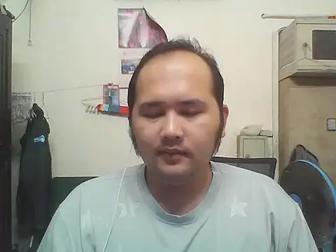 Snapshot of linhlinhthan chatting on 11.12.25 linhlinhthan online show from 11.12.25