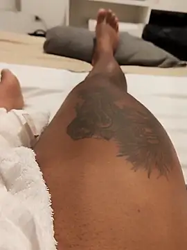 Snapshot of Zepouvinho chatting on 12.03.25 Zepouvinho online show from 12.03.25