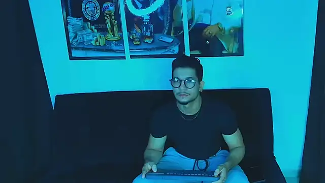 Nolan joness online show from 11.20.25