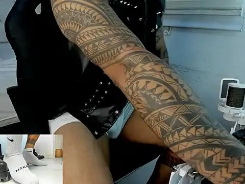 master leather online show from 01.31.26