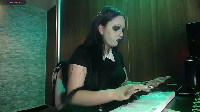 Snapshot of Belladonna_trix chatting on 02.03.26 Belladonna trix online show from 02.03.26