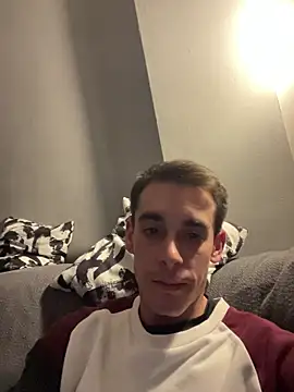 Snapshot of 18k_boss chatting on 11.23.25 18k boss online show from 11.23.25