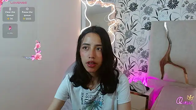 Snapshot of Joselyn_tay chatting on 12.17.25 Joselyn tay online show from 12.17.25