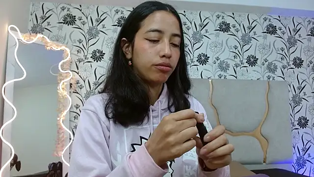 Snapshot of Joselyn_tay chatting on 01.18.26 Joselyn tay online show from 01.18.26