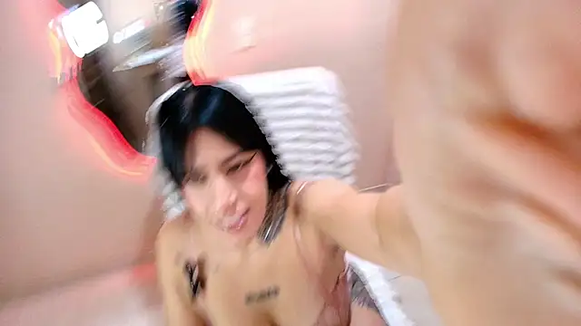 Snapshot of catte_jensen chatting on 01.14.26 catte jensen online show from 01.14.26