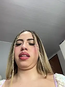 cupcakee  online show from 11.16.25