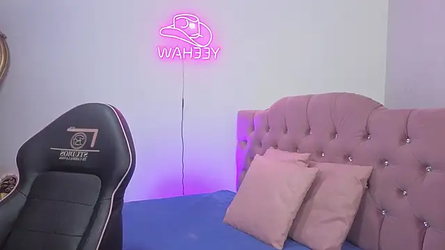 ISABELA TAY online show from 04.21.26
