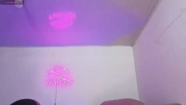 ISABELA TAY online show from 04.28.26