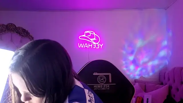 ISABELA TAY online show from 06.27.26
