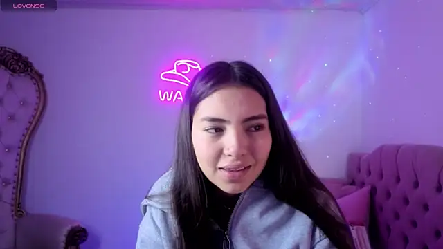 ISABELA TAY online show from 06.30.26