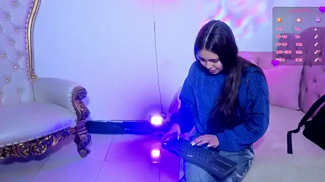 ISABELA TAY online show from 07.03.26