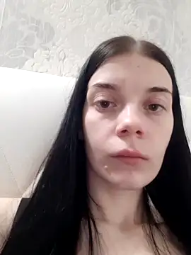 Snapshot of JhonSHelBy7LuNa chatting on 12.23.25 JhonSHelBy7LuNa online show from 12.23.25