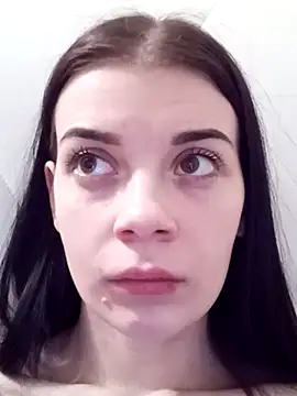 Snapshot of JhonSHelBy7LuNa chatting on 02.04.26 JhonSHelBy7LuNa online show from 02.04.26