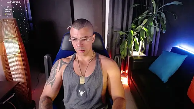 Snapshot of Zed_ferrer chatting on 01.18.26 Zed ferrer online show from 01.18.26