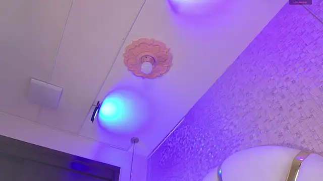 Caroline palmerr online show from 11.19.25