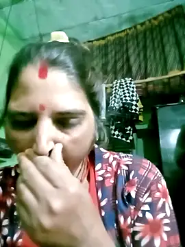 Snapshot of Nelug chatting on 02.02.26 Nelug online show from 02.02.26